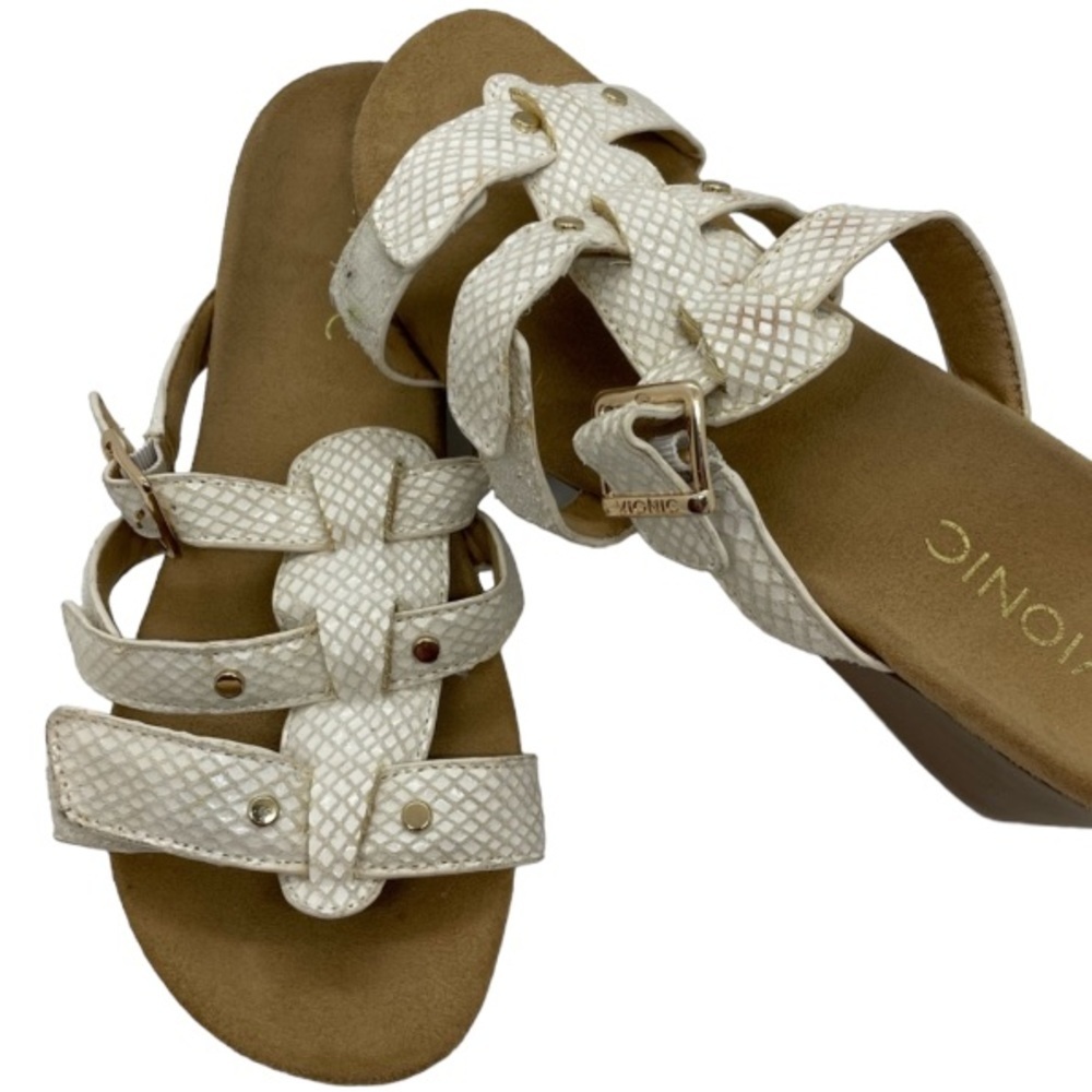 Vionic White Sandals